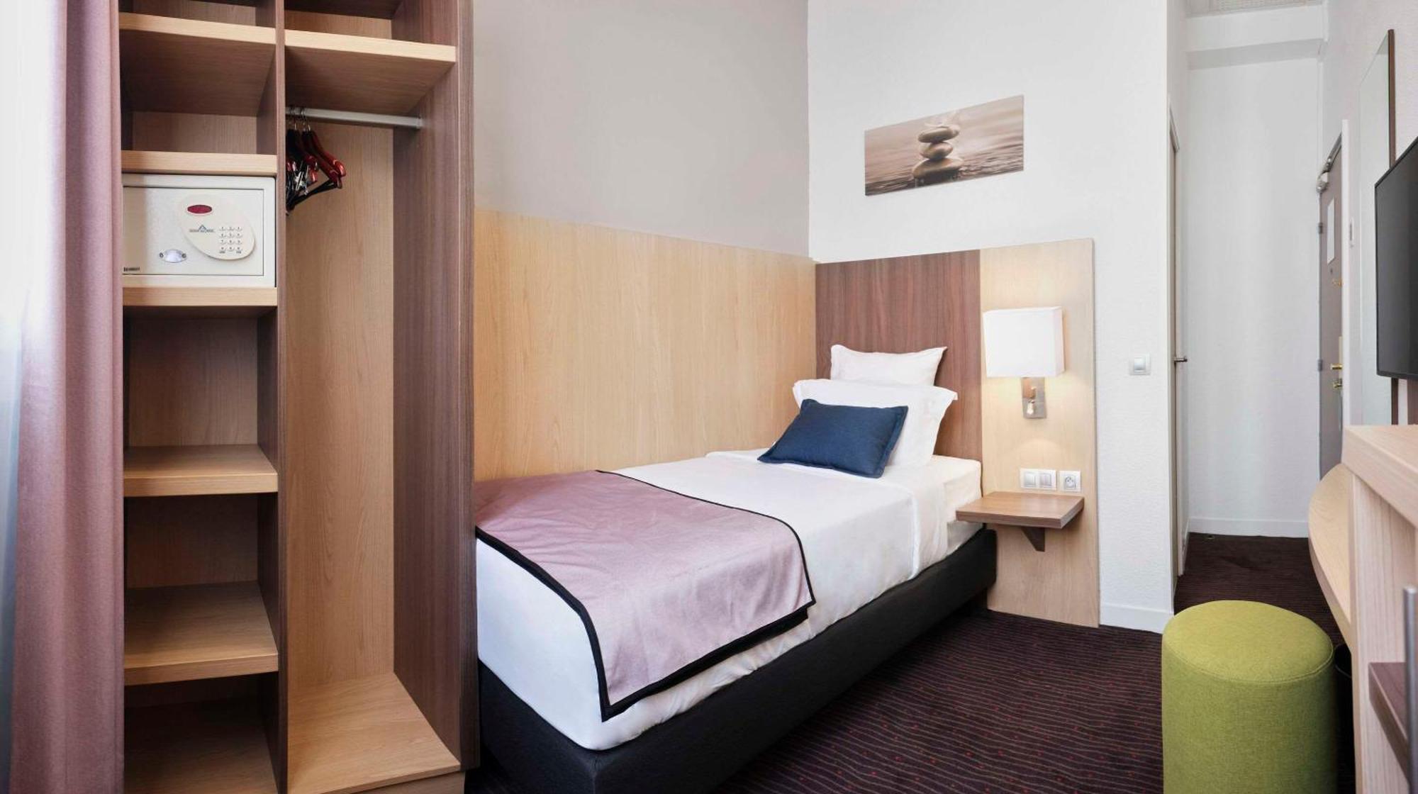 ควอลิตี้โฮเต็ล บอร์โดซ์เซ็นเตอร์ Hotel ภายนอก รูปภาพ