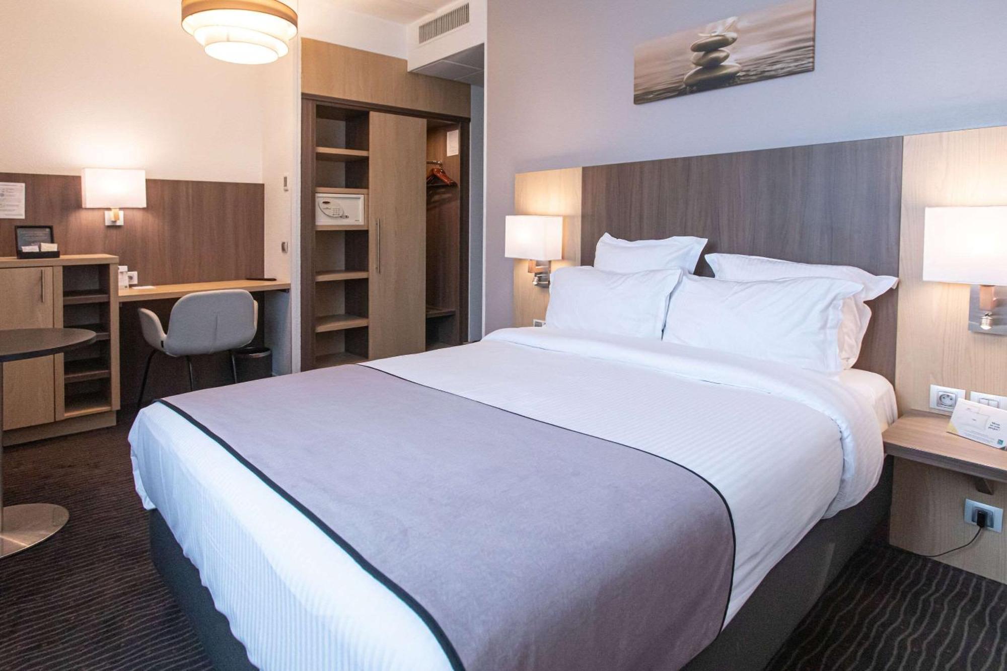 ควอลิตี้โฮเต็ล บอร์โดซ์เซ็นเตอร์ Hotel ภายนอก รูปภาพ
